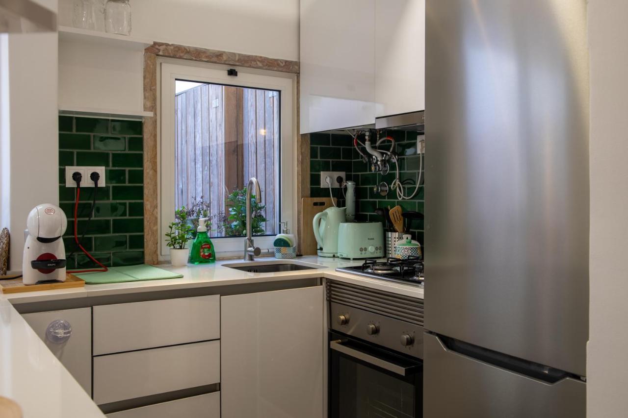 Charming 1 Bedroom W/ Terrace Near Belém Apartamento Lisboa